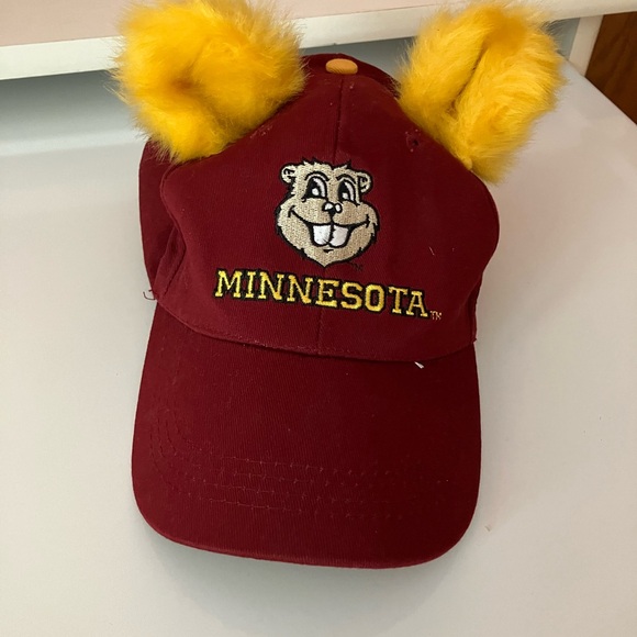 Other - Youth Kids Minnesota Gophers Hat with Poms